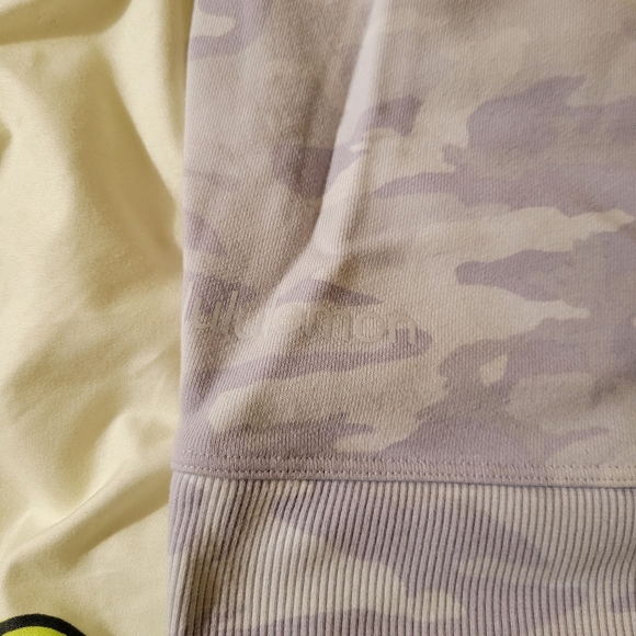 Perfectly oversized sweater - Picture 3 of 3